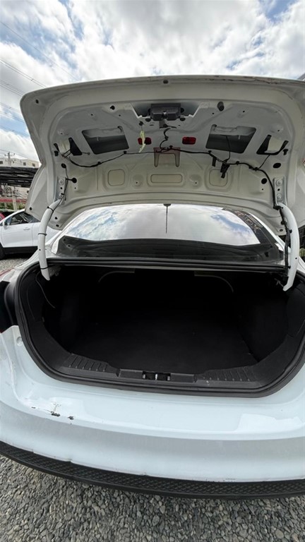 2013 Ford Focus SE — foto 4 / 8