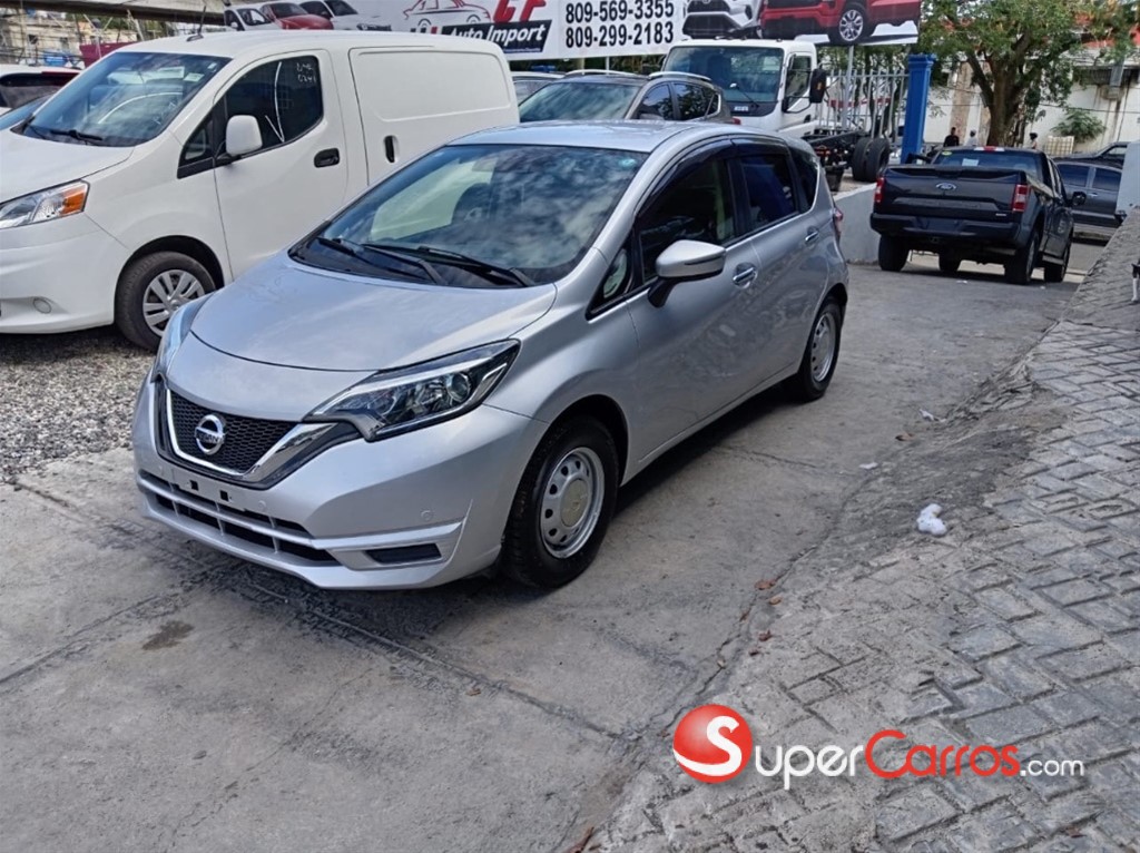 2020 Nissan Note Nismo — foto 3 / 12