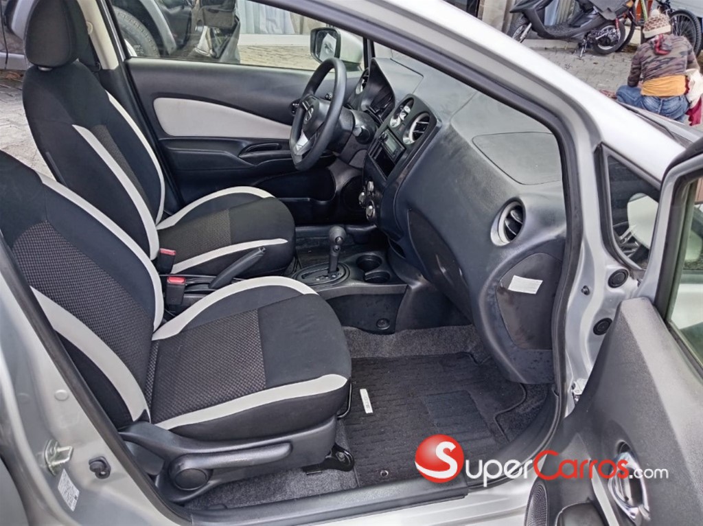 2020 Nissan Note Nismo — foto 8 / 12