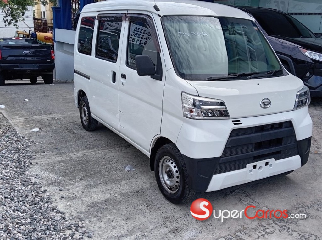 2020 Daihatsu Hijet — foto 2 / 11