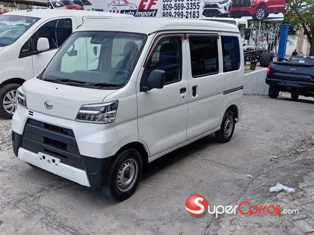 2020 Daihatsu Hijet — foto 3 / 11