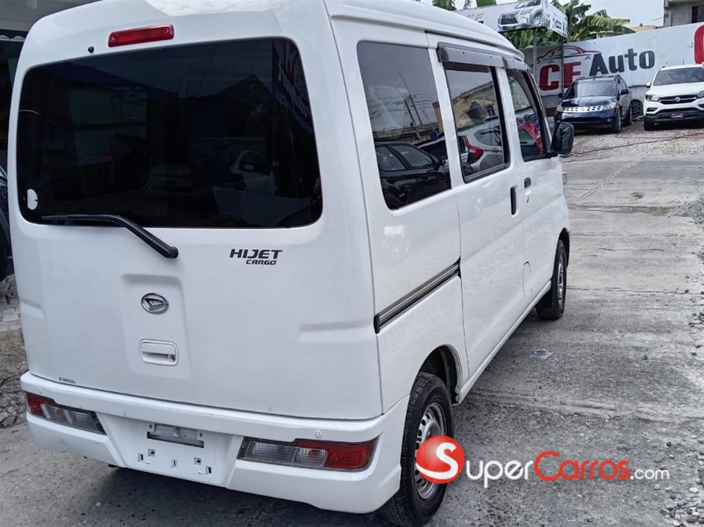 2020 Daihatsu Hijet — foto 7 / 11