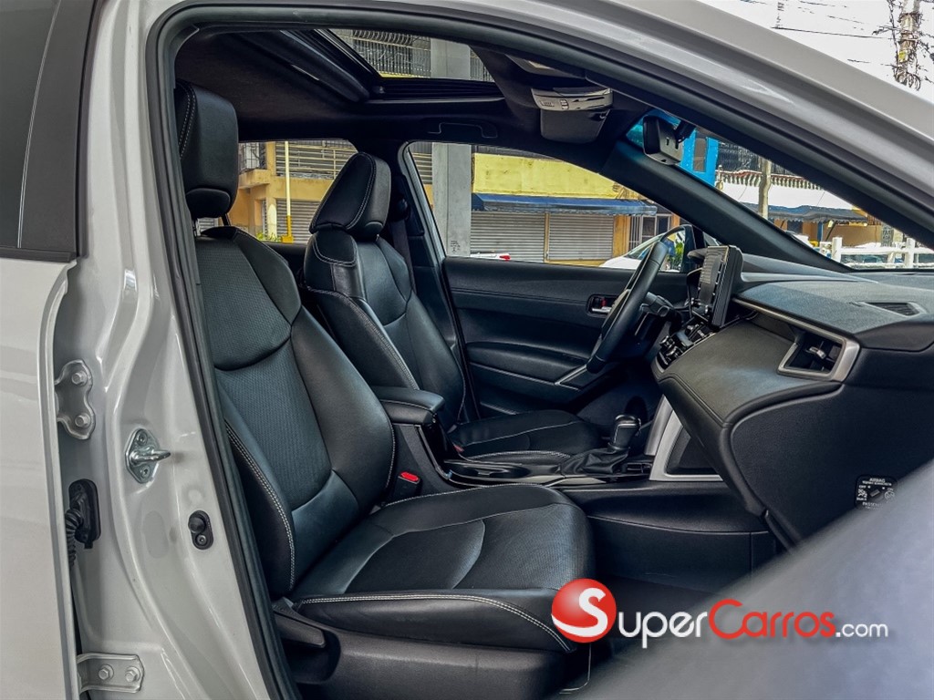 2022 Toyota Corolla Cross Limited — foto 6 / 12