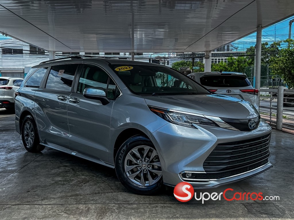 2022 Toyota Sienna XLE Premium