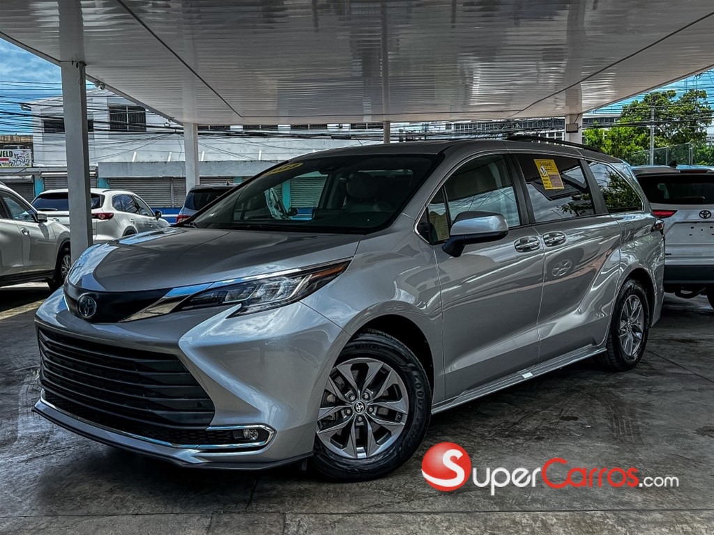 2022 Toyota Sienna XLE Premium — foto 2 / 11