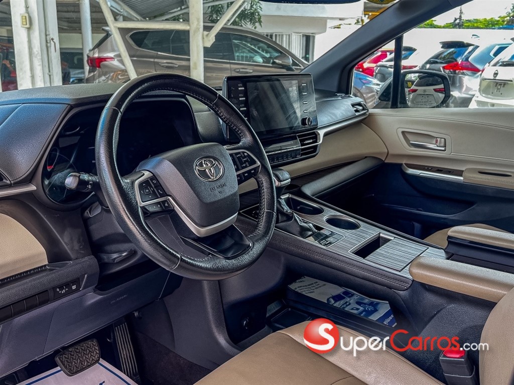 2022 Toyota Sienna XLE Premium — foto 4 / 11