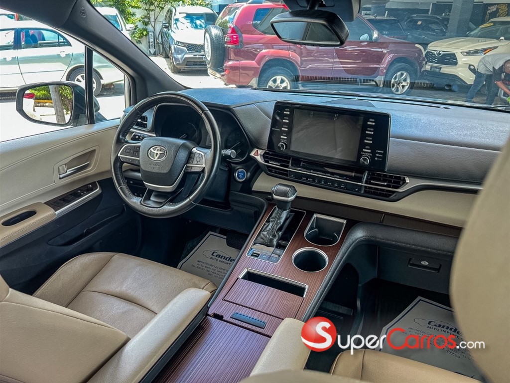 2022 Toyota Sienna XLE Premium — foto 6 / 11