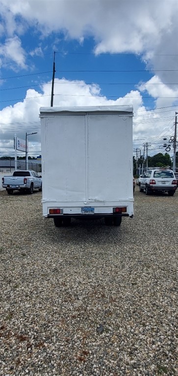 2018 Hino 300 — foto 7 / 12