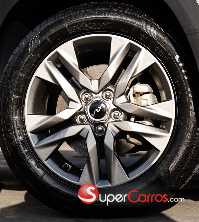 2023 Kia Seltos LX — foto 4 / 10