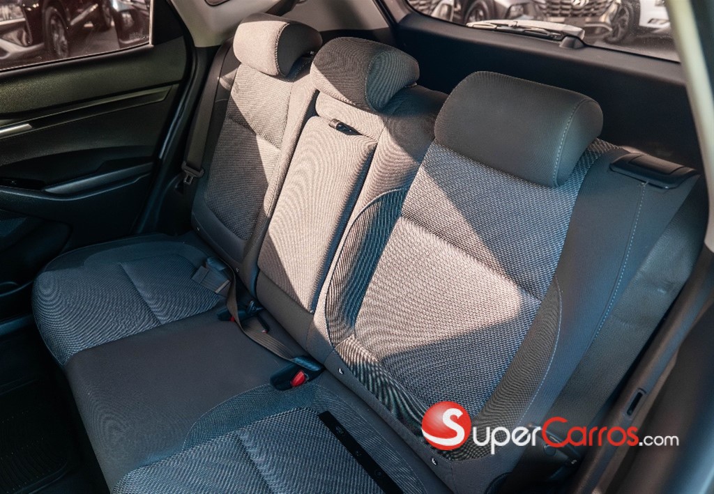 2023 Kia Seltos LX — foto 6 / 10