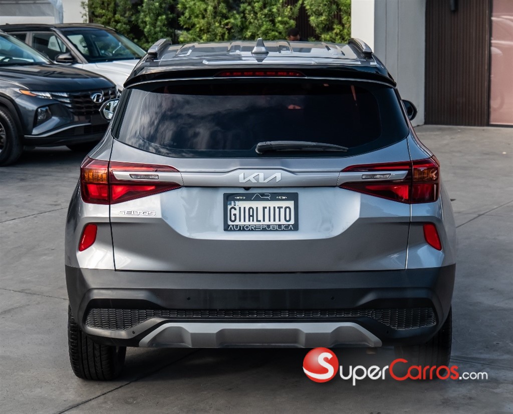 2023 Kia Seltos LX — foto 9 / 10