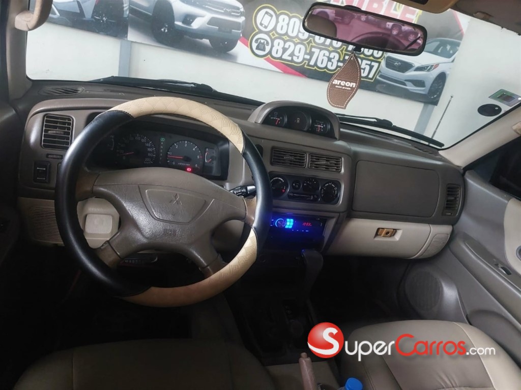 2001 Mitsubishi Motors Nativa — foto 8 / 9