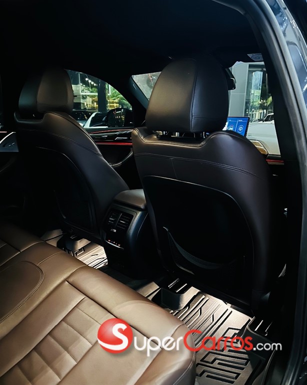 2019 BMW X 4 XDRIVE 20i — foto 8 / 12