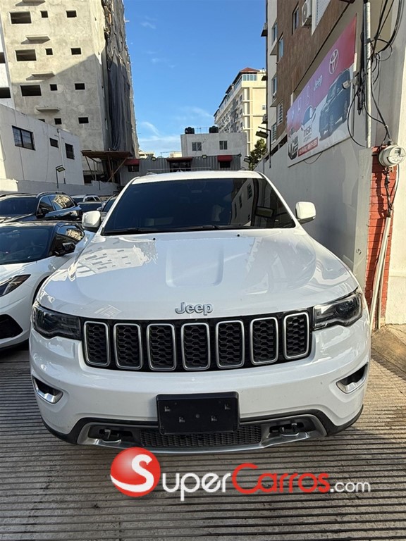 2018 Jeep Grand Cherokee Sterling Edition — foto 2 / 11