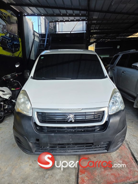 2019 Peugeot Partner