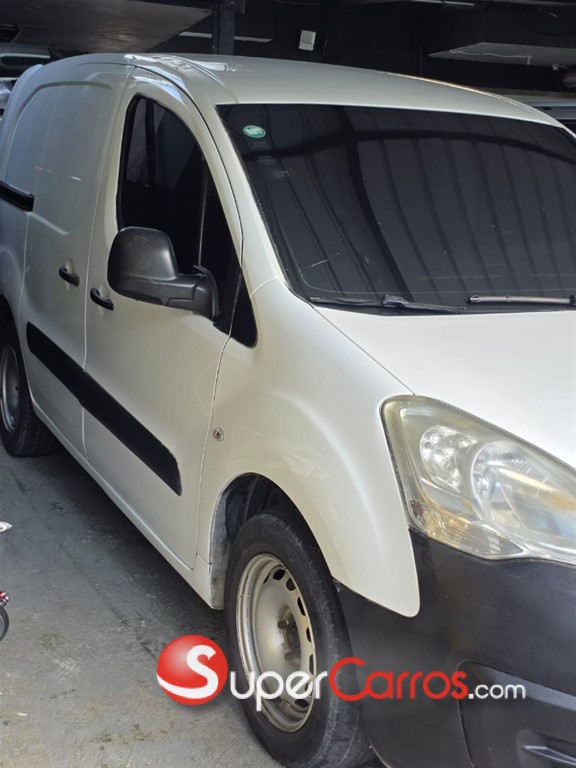 2019 Peugeot Partner — foto 4 / 12