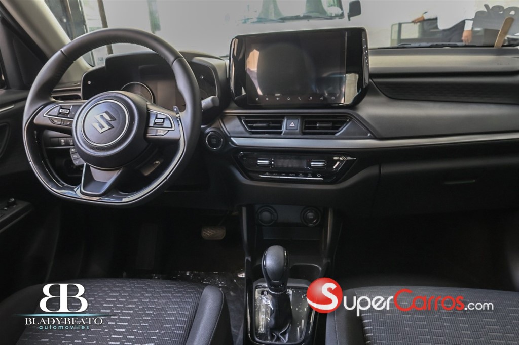 2026 Suzuki Swift GLX Hybrid — foto 6 / 10