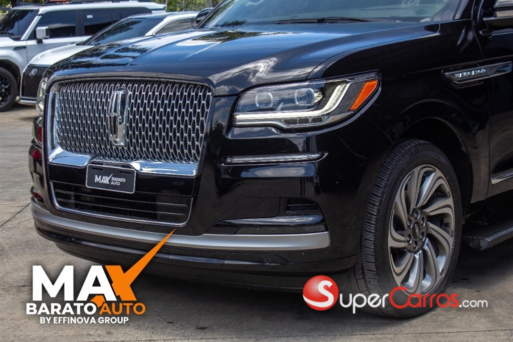 2022 Lincoln Navigator — foto 3 / 12