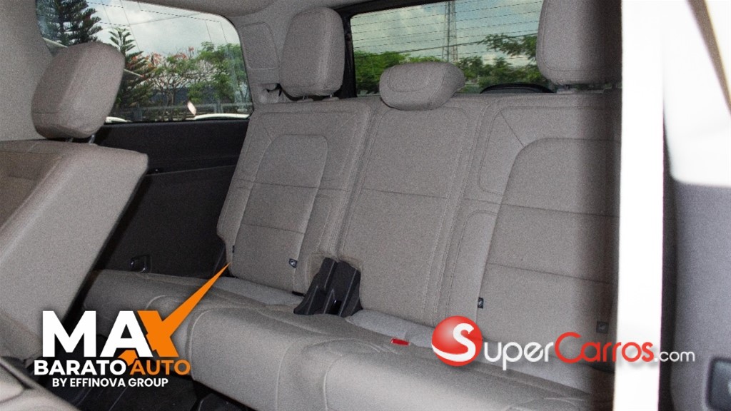2022 Lincoln Navigator — foto 7 / 12