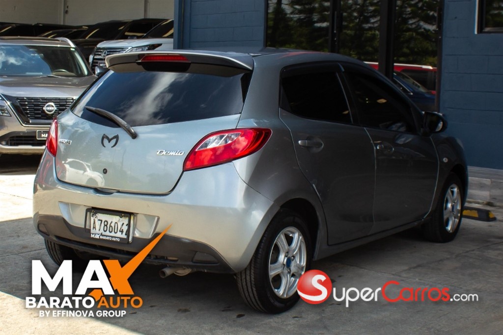 2013 Mazda Demio — foto 4 / 8