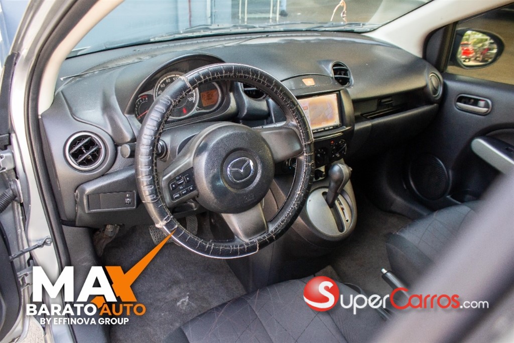 2013 Mazda Demio — foto 5 / 8