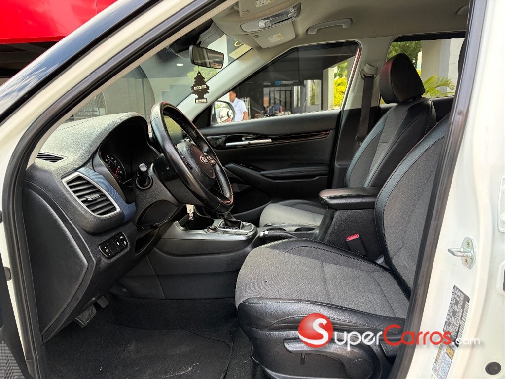 2021 Kia Seltos — foto 6 / 9
