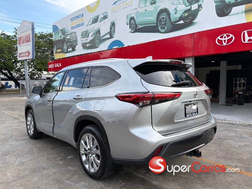 2021 Toyota Highlander Limited — foto 3 / 10