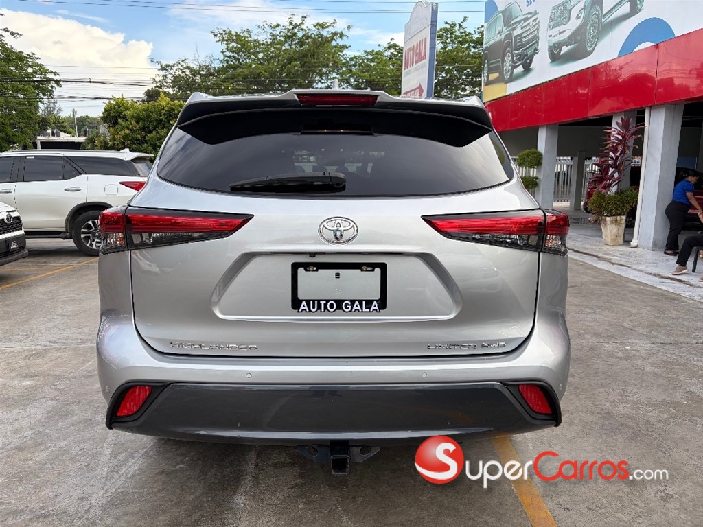 2021 Toyota Highlander Limited — foto 5 / 10