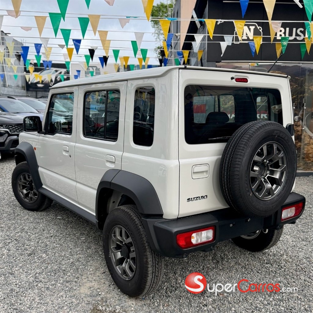 2026 Suzuki Jimny GLX — foto 11 / 12