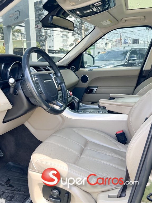 2016 Land Rover Range Rover Sport SE — foto 4 / 12