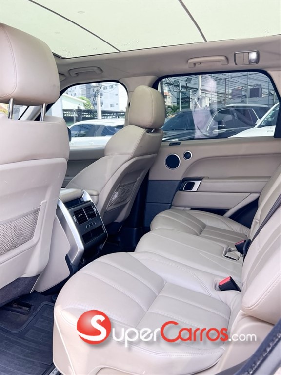 2016 Land Rover Range Rover Sport SE — foto 12 / 12