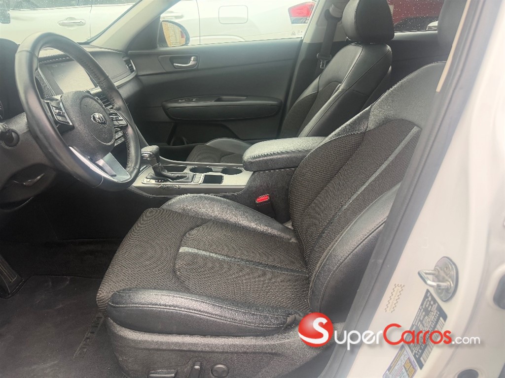 2020 Kia Optima S — foto 9 / 12