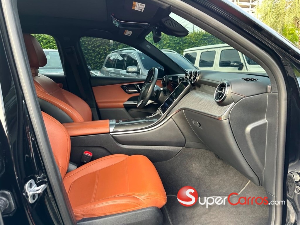 2024 Mercedes-Benz Clase GLC 300 — foto 3 / 8