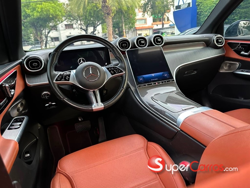 2024 Mercedes-Benz Clase GLC 300 — foto 4 / 8