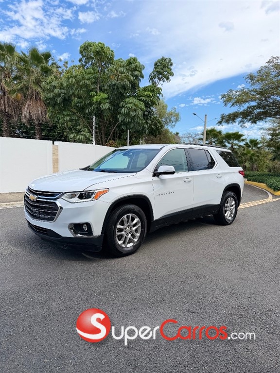 2021 Chevrolet Traverse LT — foto 2 / 11