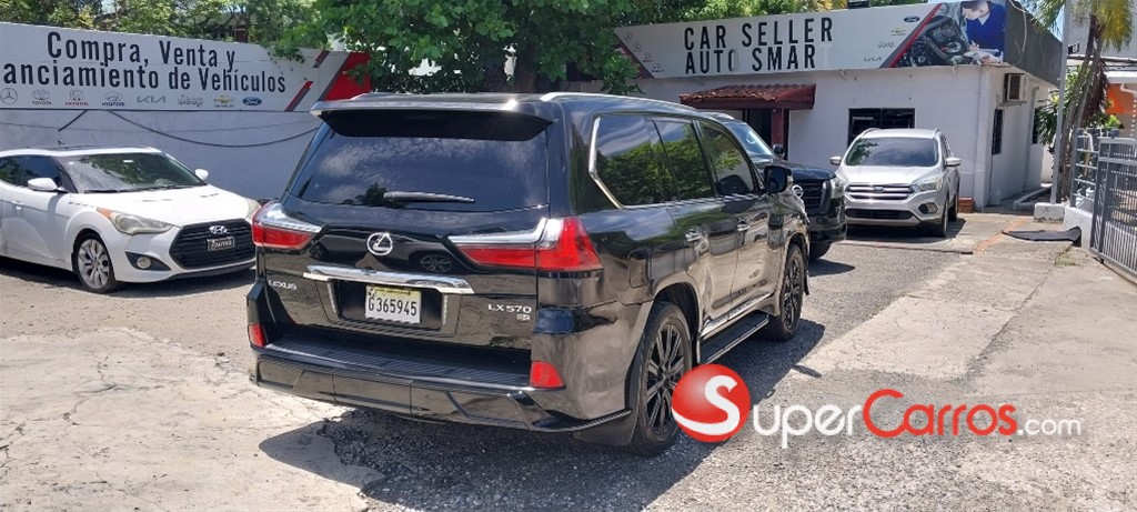 2016 Lexus LX 470 — foto 5 / 12