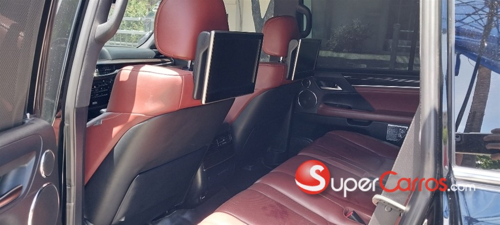 2016 Lexus LX 470 — foto 10 / 12