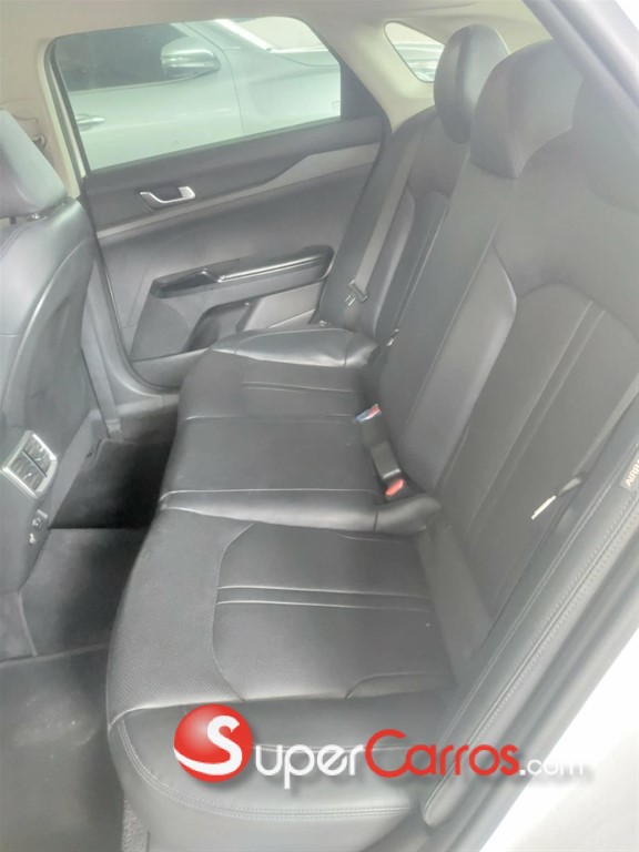 2021 Kia K-5 — foto 7 / 9