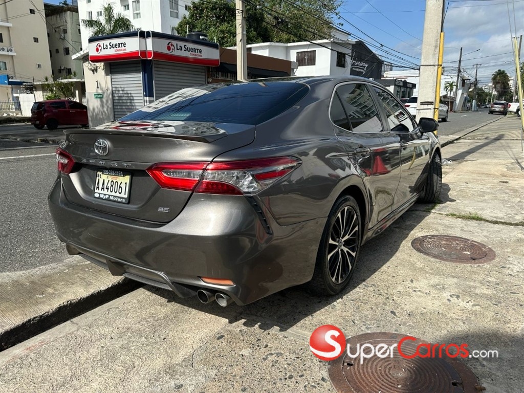 2018 Toyota Camry SE — foto 3 / 11