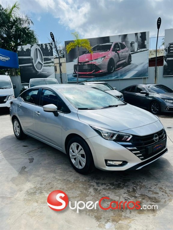 2024 Nissan Versa — foto 4 / 12