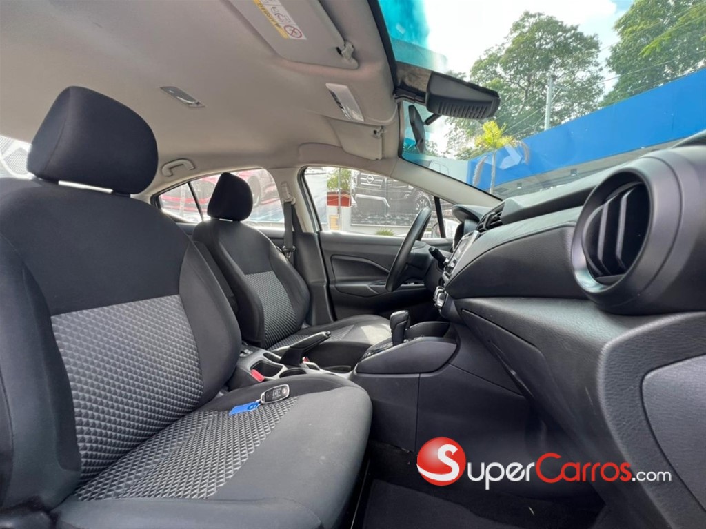 2024 Nissan Versa — foto 6 / 12