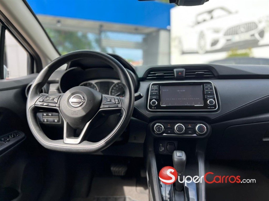 2024 Nissan Versa — foto 8 / 12