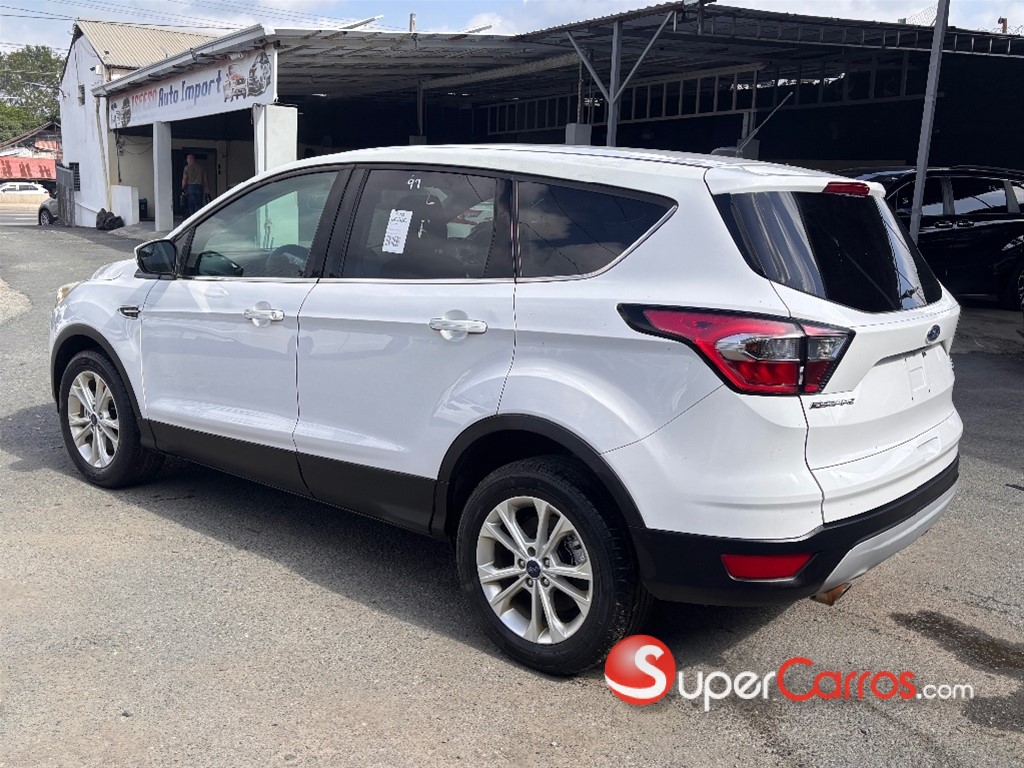 2016 Ford Escape SE Ecoboost Turbo — foto 5 / 10