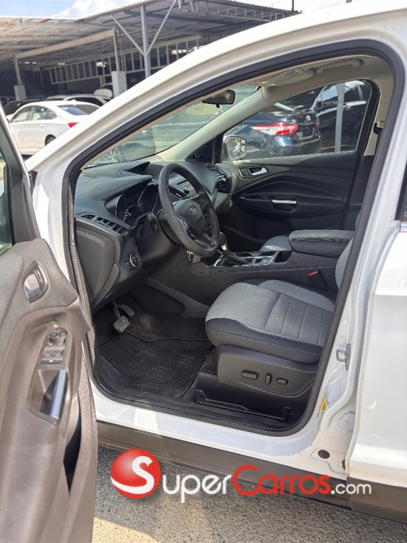 2016 Ford Escape SE Ecoboost Turbo — foto 10 / 10