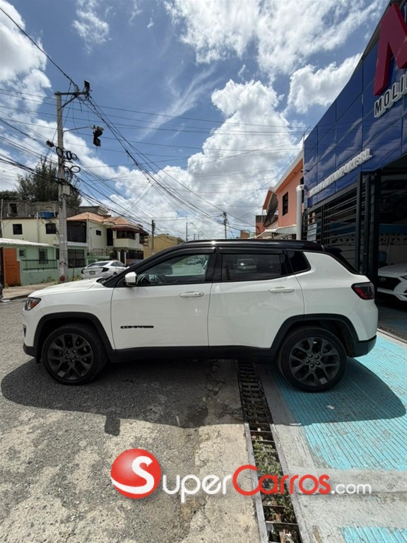 2020 Jeep Compass High Altitude — foto 5 / 12