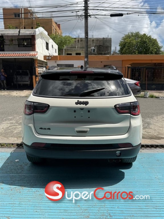 2020 Jeep Compass High Altitude — foto 8 / 12