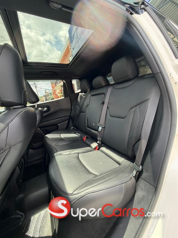 2020 Jeep Compass High Altitude — foto 10 / 12