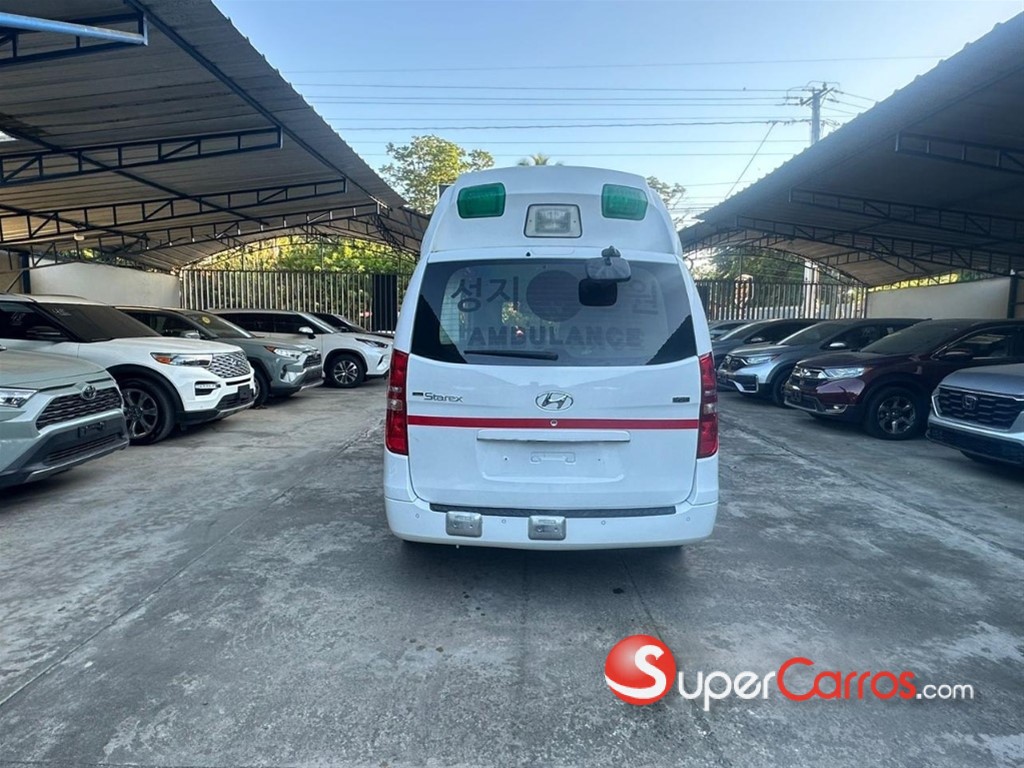 2014 Hyundai Grand Starex AMBULANCIA — foto 8 / 9