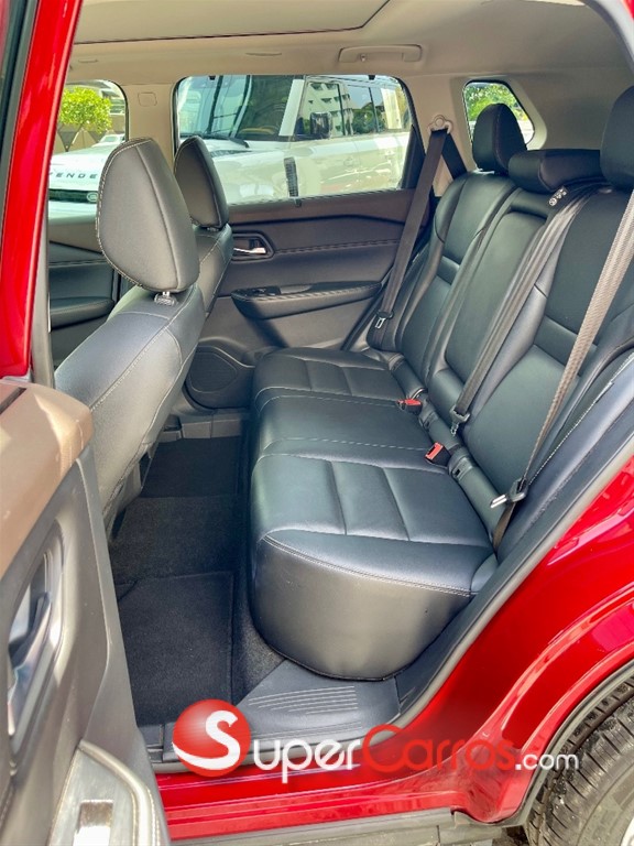 2022 Nissan Rogue SL — foto 8 / 12