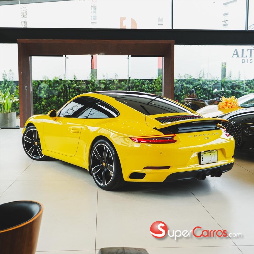 2017 Porsche Carrera — foto 2 / 7